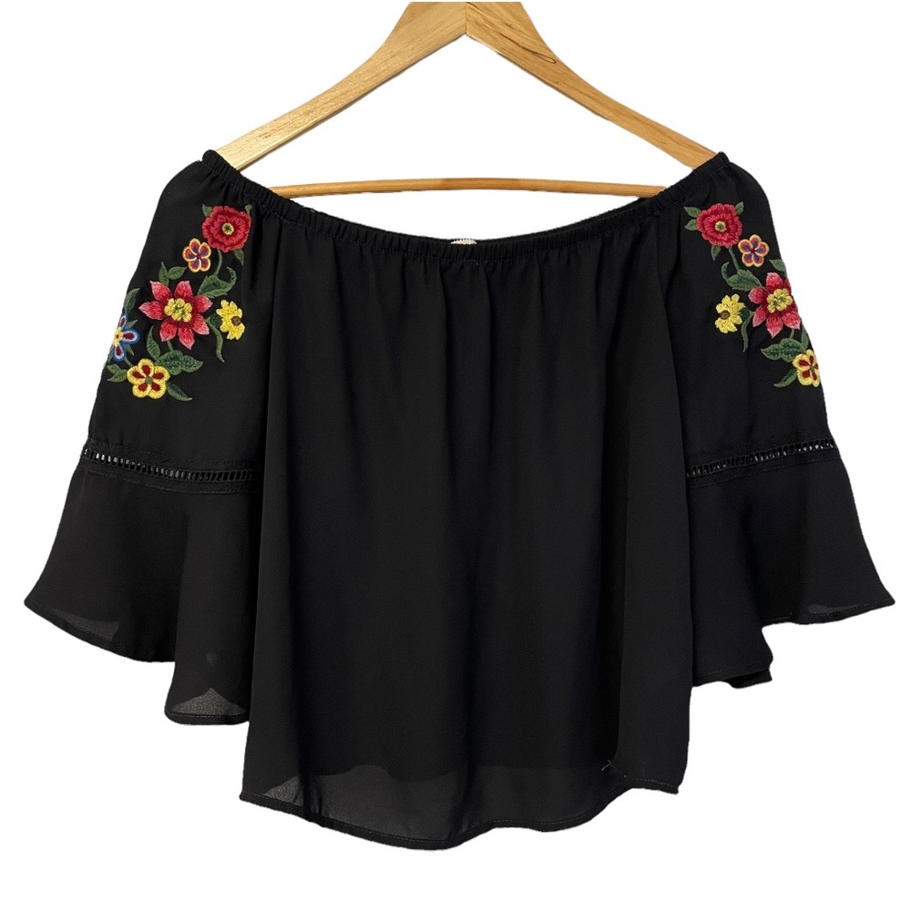 Bleuh Ciel Embroidered Off Shoulder Top